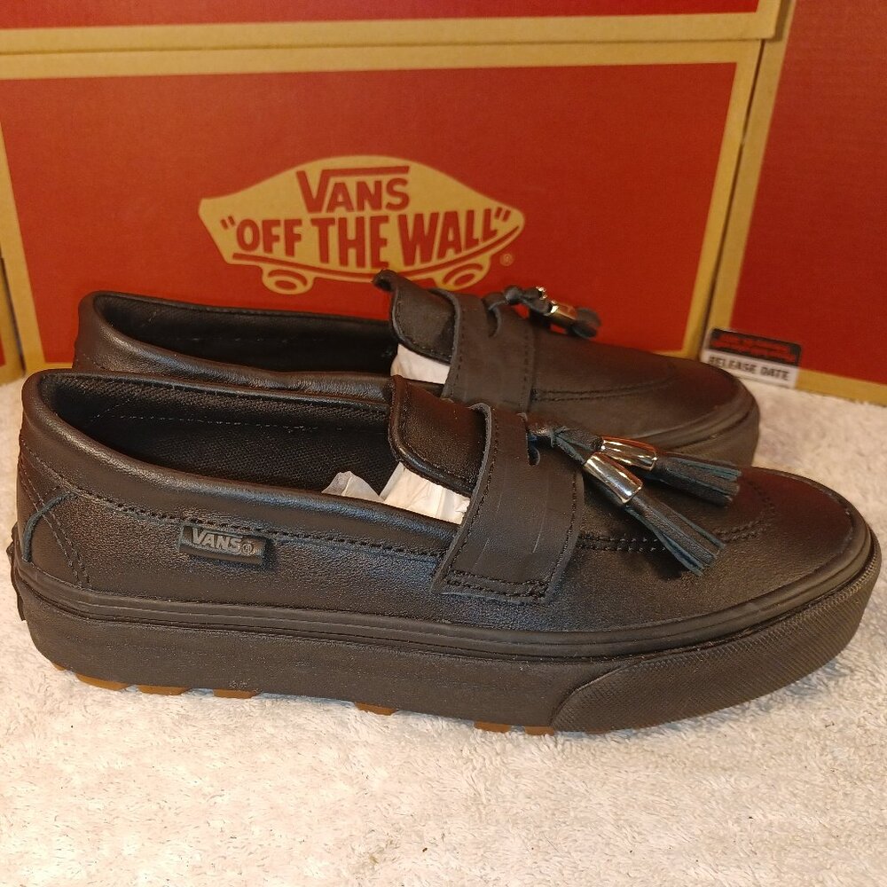 Vans Men's 4/Women's 5.5 Style 53 Slip On Black Leather With Tassles